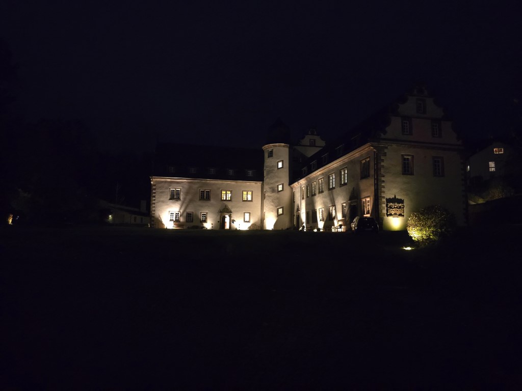 20251102_191226.jpg