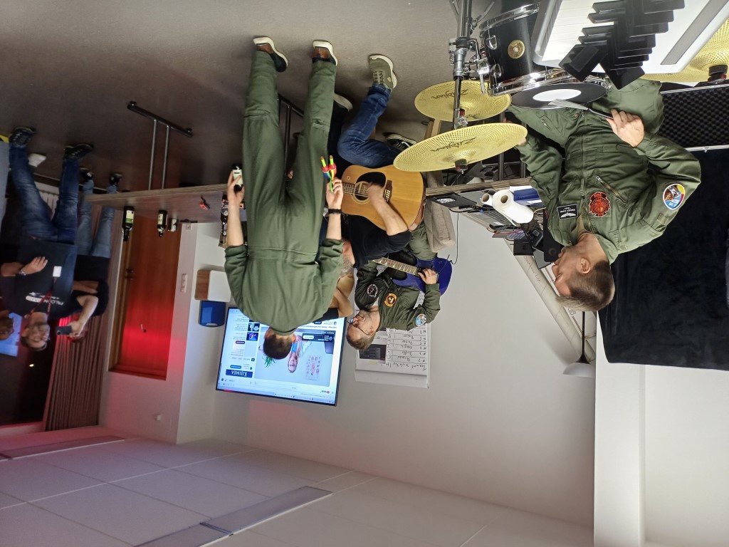20251108_015057.jpg